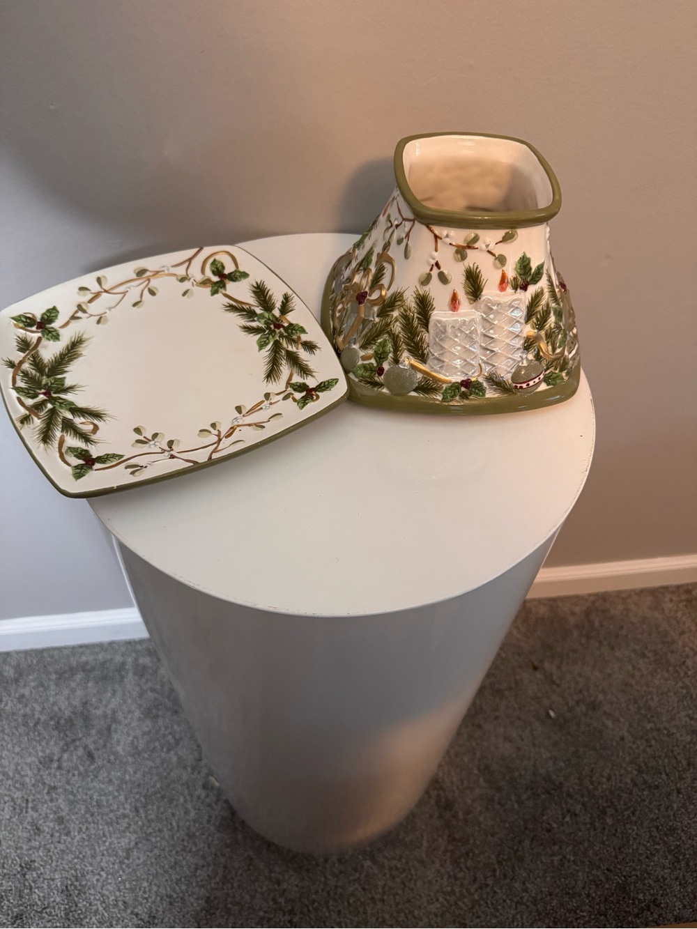 Yankee Candle 3D Ceramic Christmas Candle Shade & Plate Set Holiday Winter